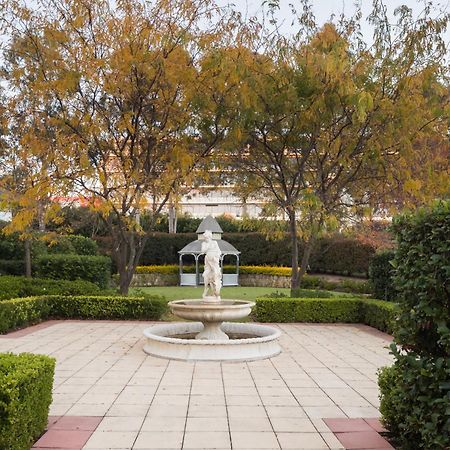 Visy Dior Hotel Baulkham Hills Eksteriør billede