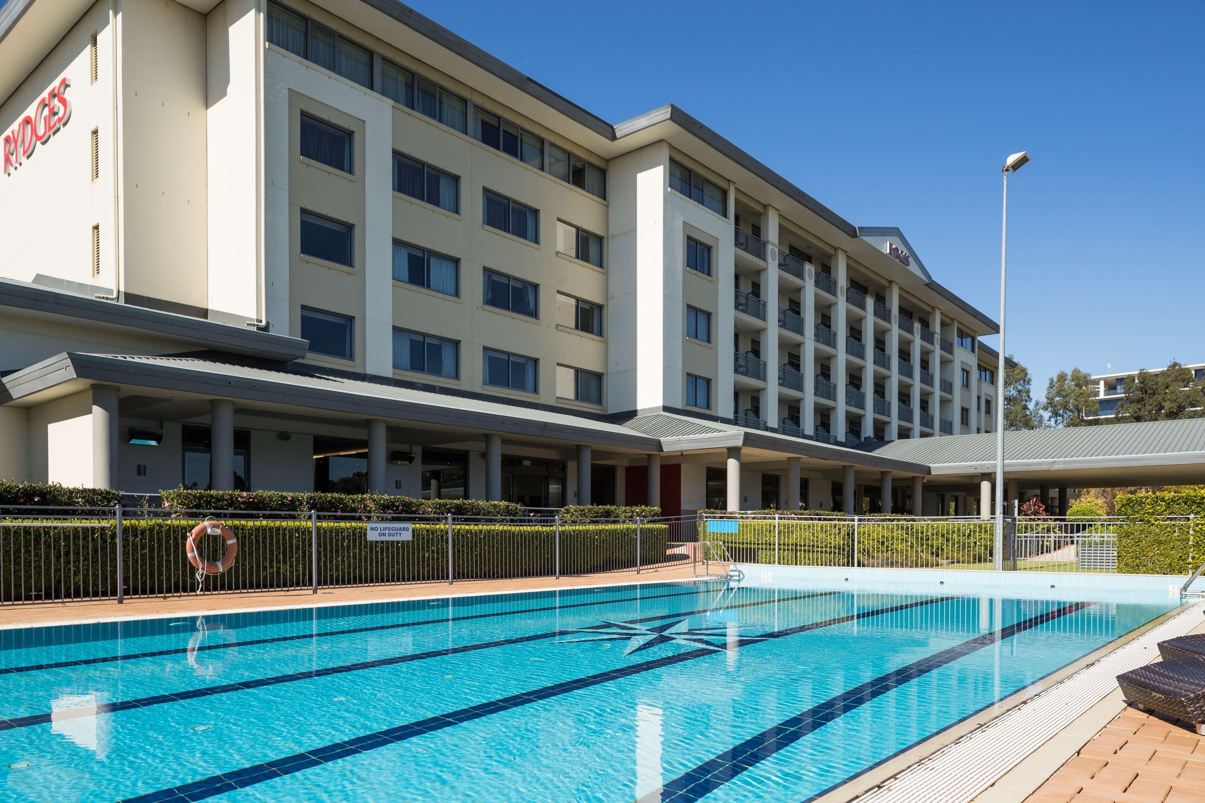 Visy Dior Hotel Baulkham Hills Eksteriør billede