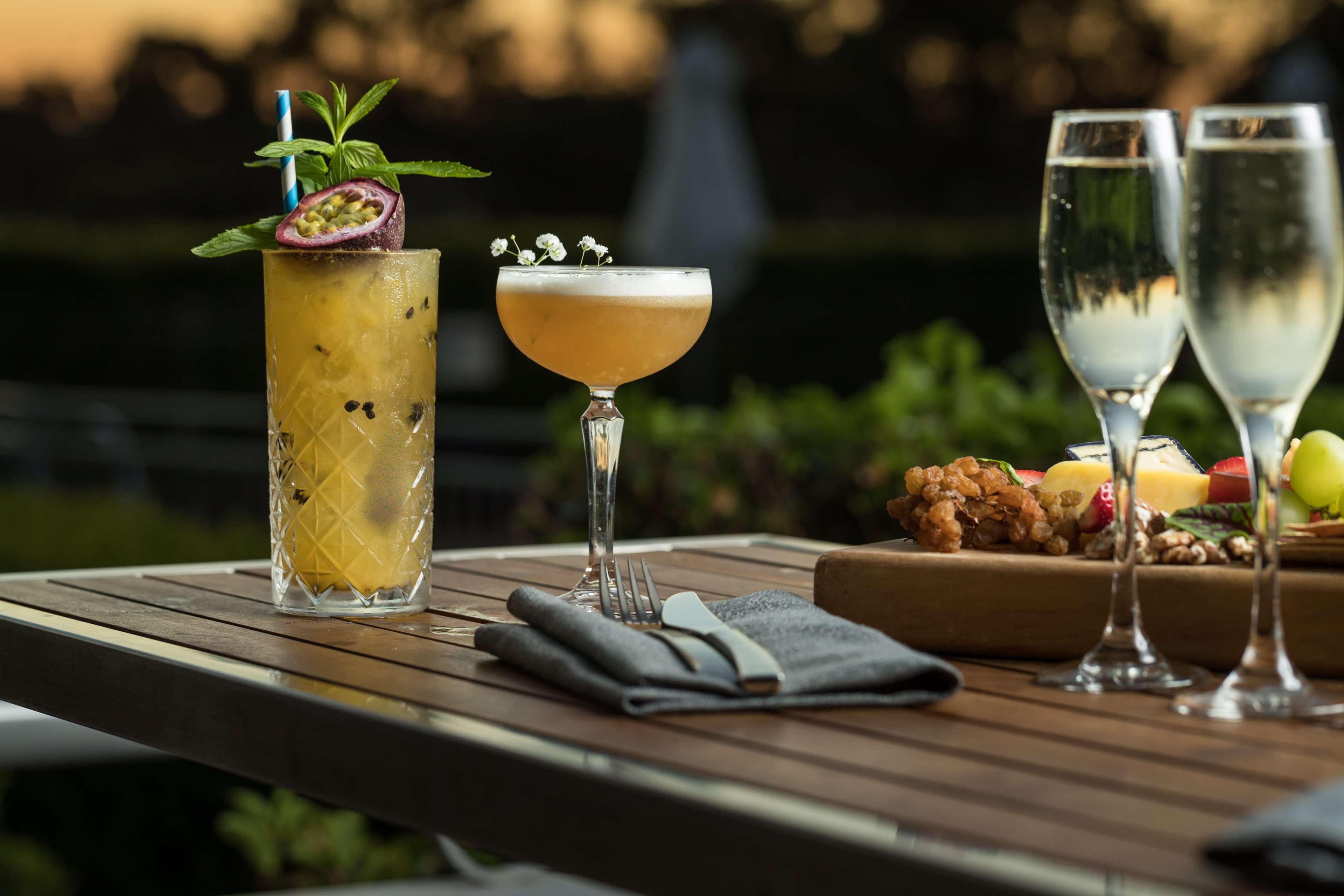 Visy Dior Hotel Baulkham Hills Eksteriør billede