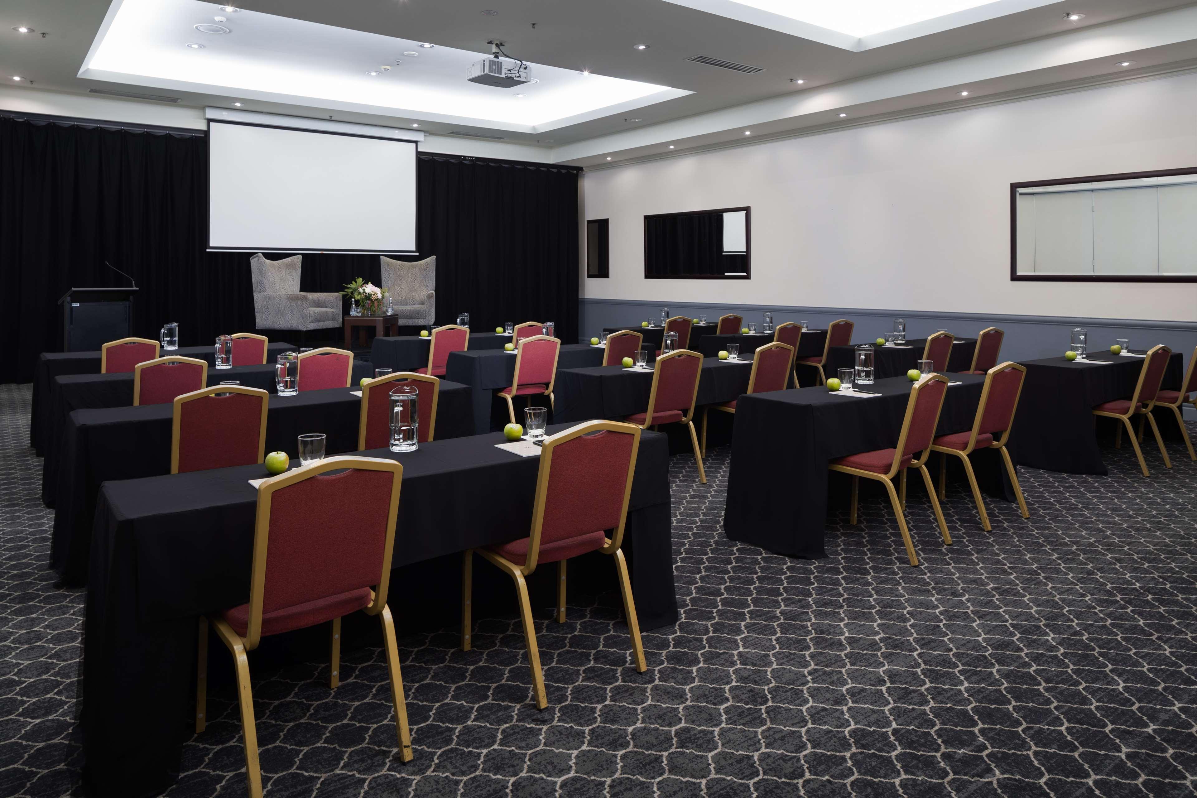 Visy Dior Hotel Baulkham Hills Eksteriør billede