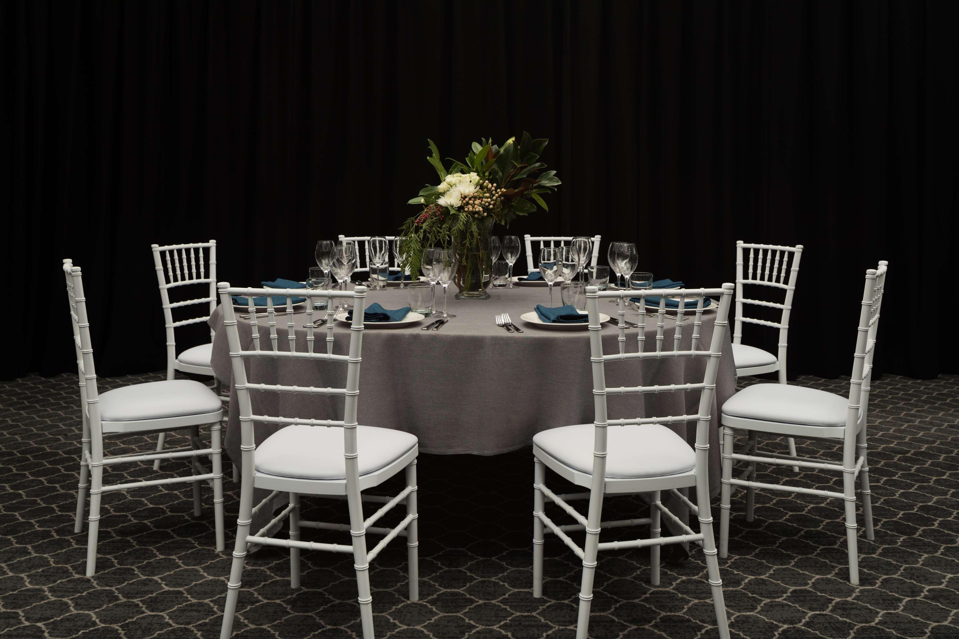 Visy Dior Hotel Baulkham Hills Eksteriør billede