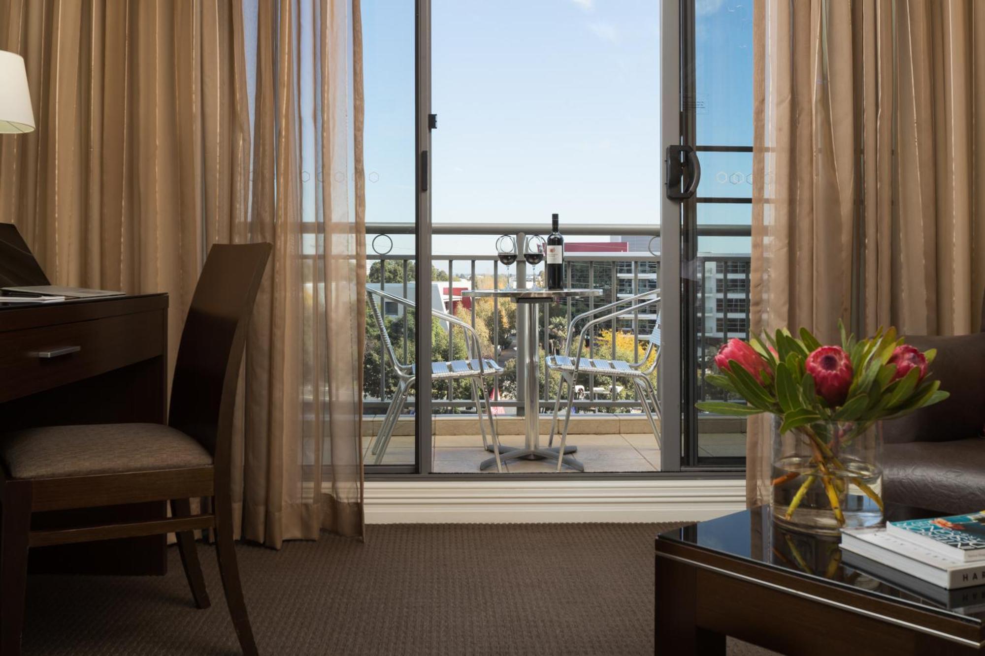 Visy Dior Hotel Baulkham Hills Eksteriør billede