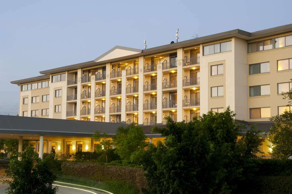 Visy Dior Hotel Baulkham Hills Eksteriør billede